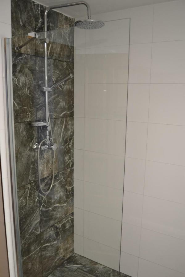 Like Home Apartments Praga Esterno foto