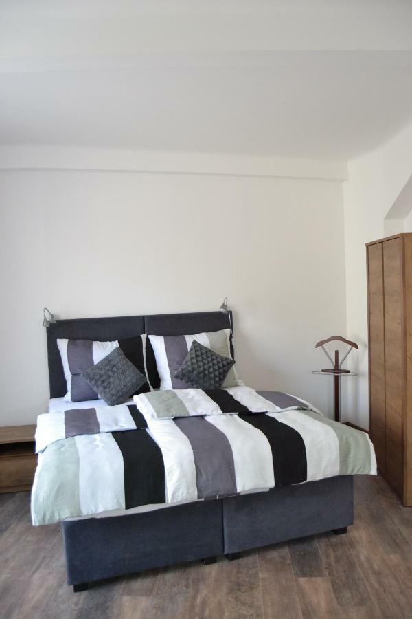 Like Home Apartments Praga Esterno foto