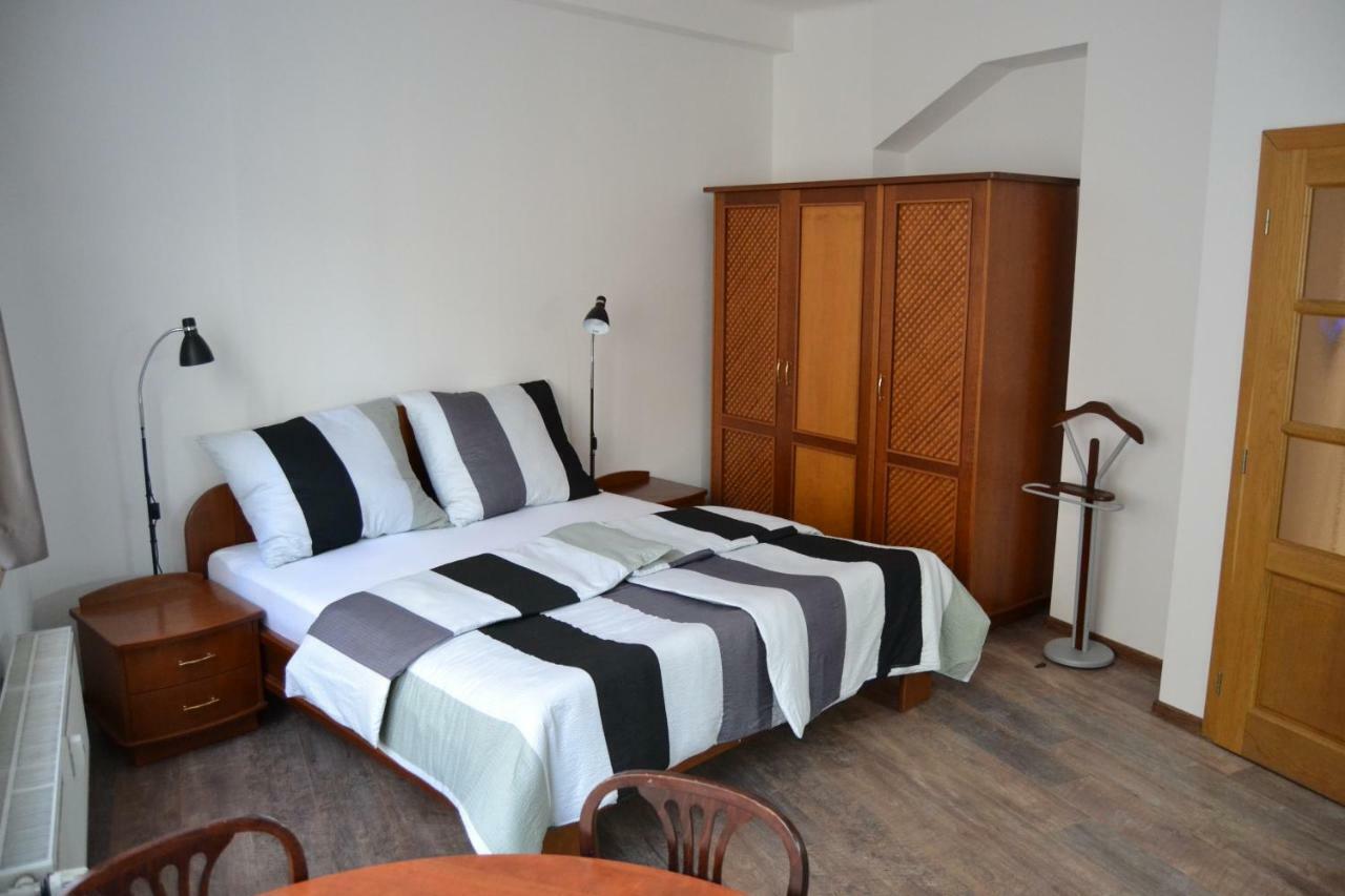 Like Home Apartments Praga Esterno foto